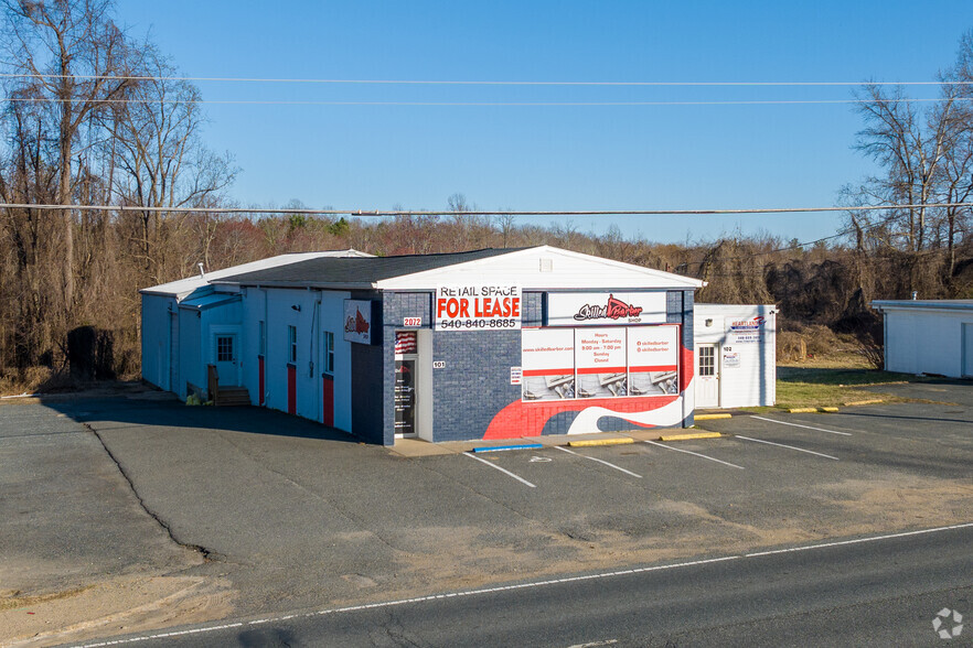 2072 Richmond Hwy, Stafford, VA à louer - Photo principale – Image 1 sur 5