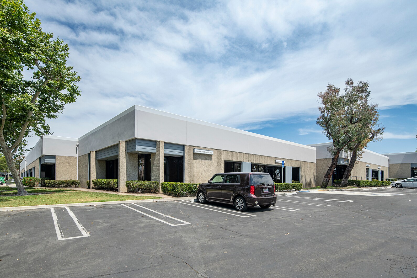 15791 Rockfield Blvd, Irvine, CA à louer Photo de l’immeuble– Image 1 sur 28