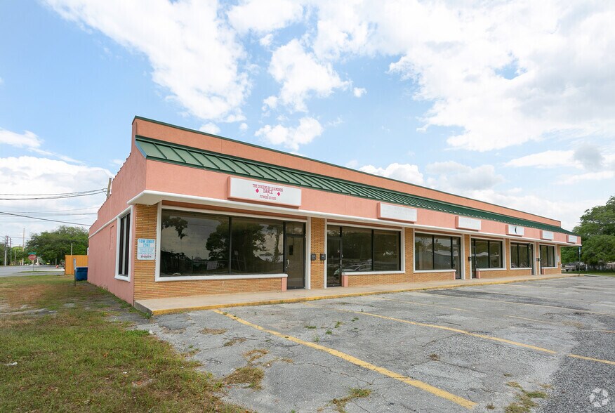 1339-1349 Cesery Ter, Jacksonville, FL à vendre - Photo principale – Image 1 sur 8