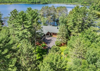 Plus de détails pour 11400 Santo Rd, Woodruff, WI - Logement à vendre