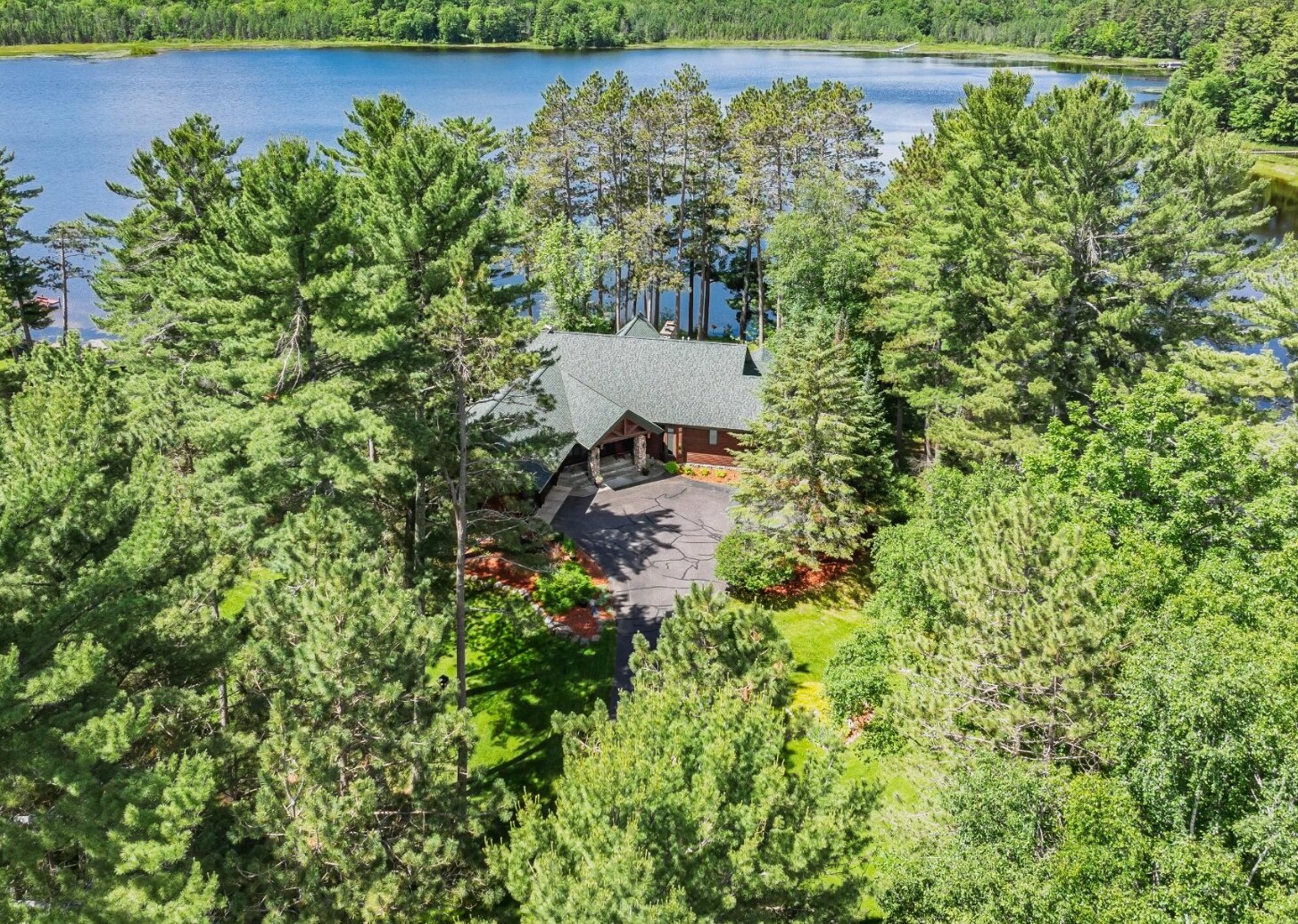 11400 Santo Rd, Woodruff, WI à vendre Photo principale– Image 1 sur 19