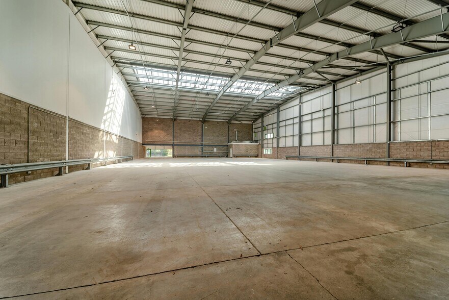 15 Marchburn Dr, Paisley à louer - Photo de l’immeuble – Image 3 sur 22