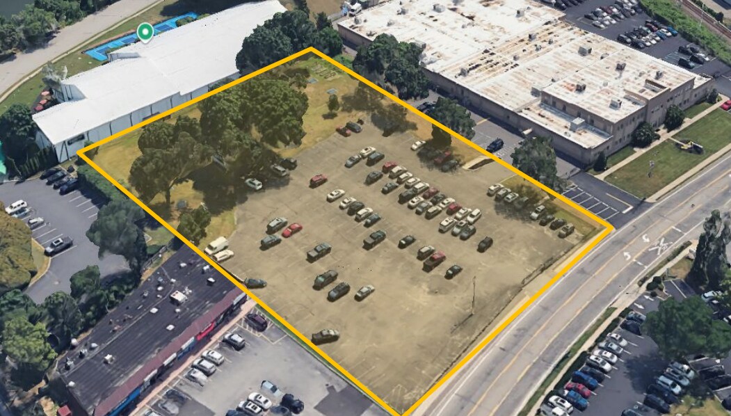 770 Park Ave, Huntington, NY à vendre Photo de l’immeuble– Image 1 sur 2