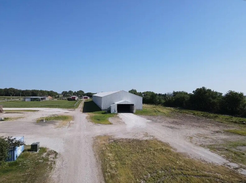 213 10th St, Onawa, IA à vendre - Photo principale – Image 1 sur 23
