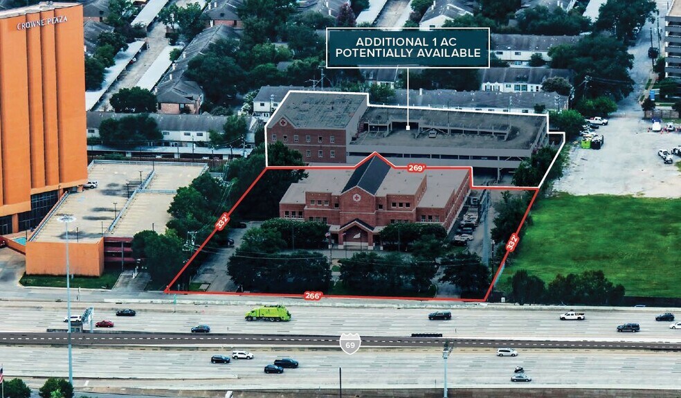 2700 S Southwest Fwy, Houston, TX à vendre - Photo de l’immeuble – Image 3 sur 3