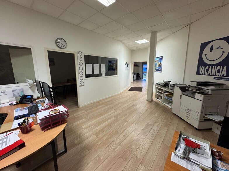 Local d'activités dans Goussainville à vendre - Photo intérieure – Image 2 sur 6