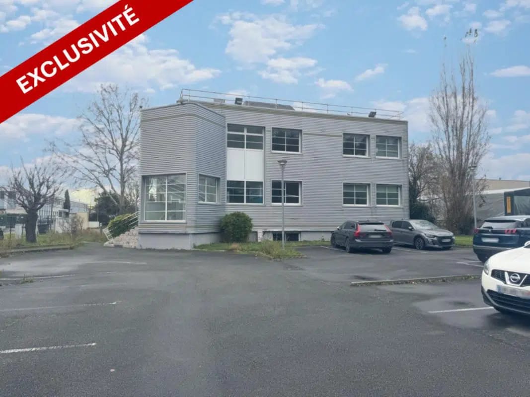 10-12 Rue Marcel Paul, Bezons à louer Photo de l’immeuble– Image 1 sur 11