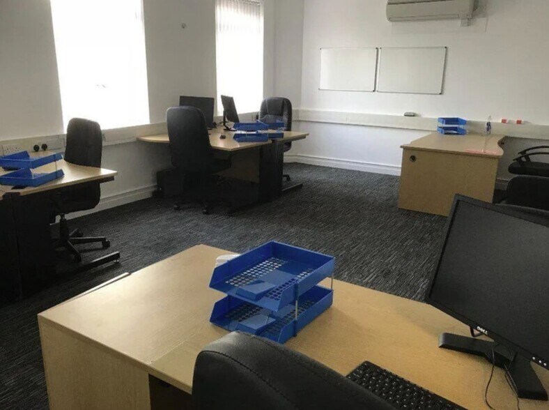 133 High St, Ilford à louer - Photo intérieure – Image 1 sur 7