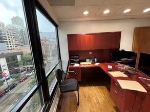 770 N LaSalle St, Chicago, IL à louer Photo intérieure– Image 2 sur 4