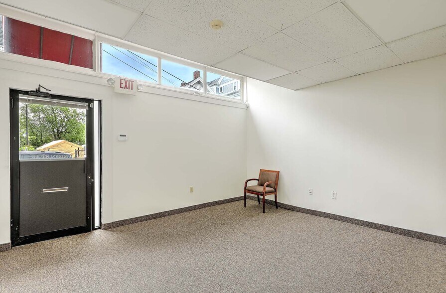 2 Union St, Taunton, MA à louer - Photo de l’immeuble – Image 3 sur 9