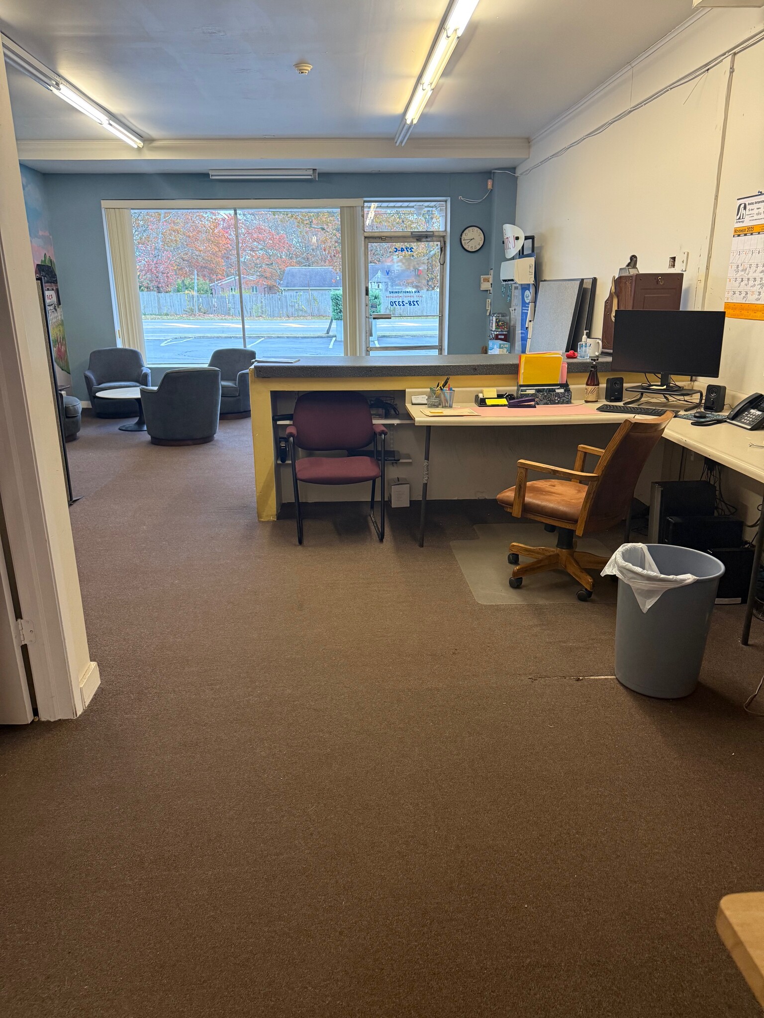 274 Montauk Hwy, Hampton Bays, NY à louer Photo de l’immeuble– Image 1 sur 2