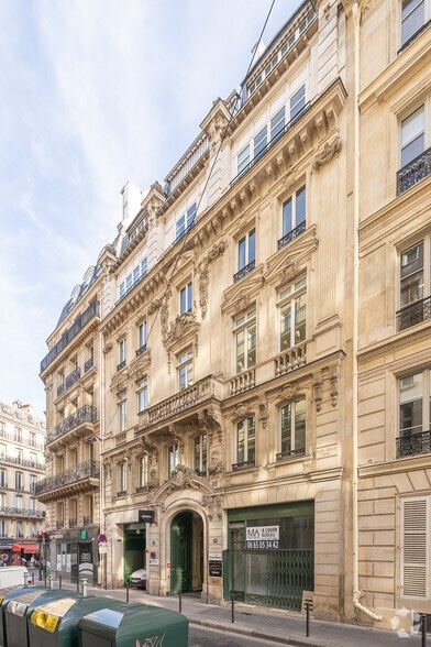 24 Rue Chauchat, Paris à louer - Photo principale – Image 1 sur 16