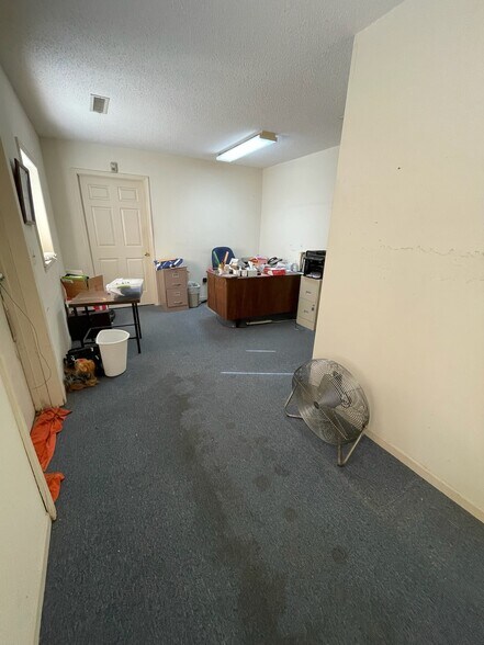 2260 Harrington Hwy, Eden, NC à vendre - Photo de l’immeuble – Image 3 sur 7