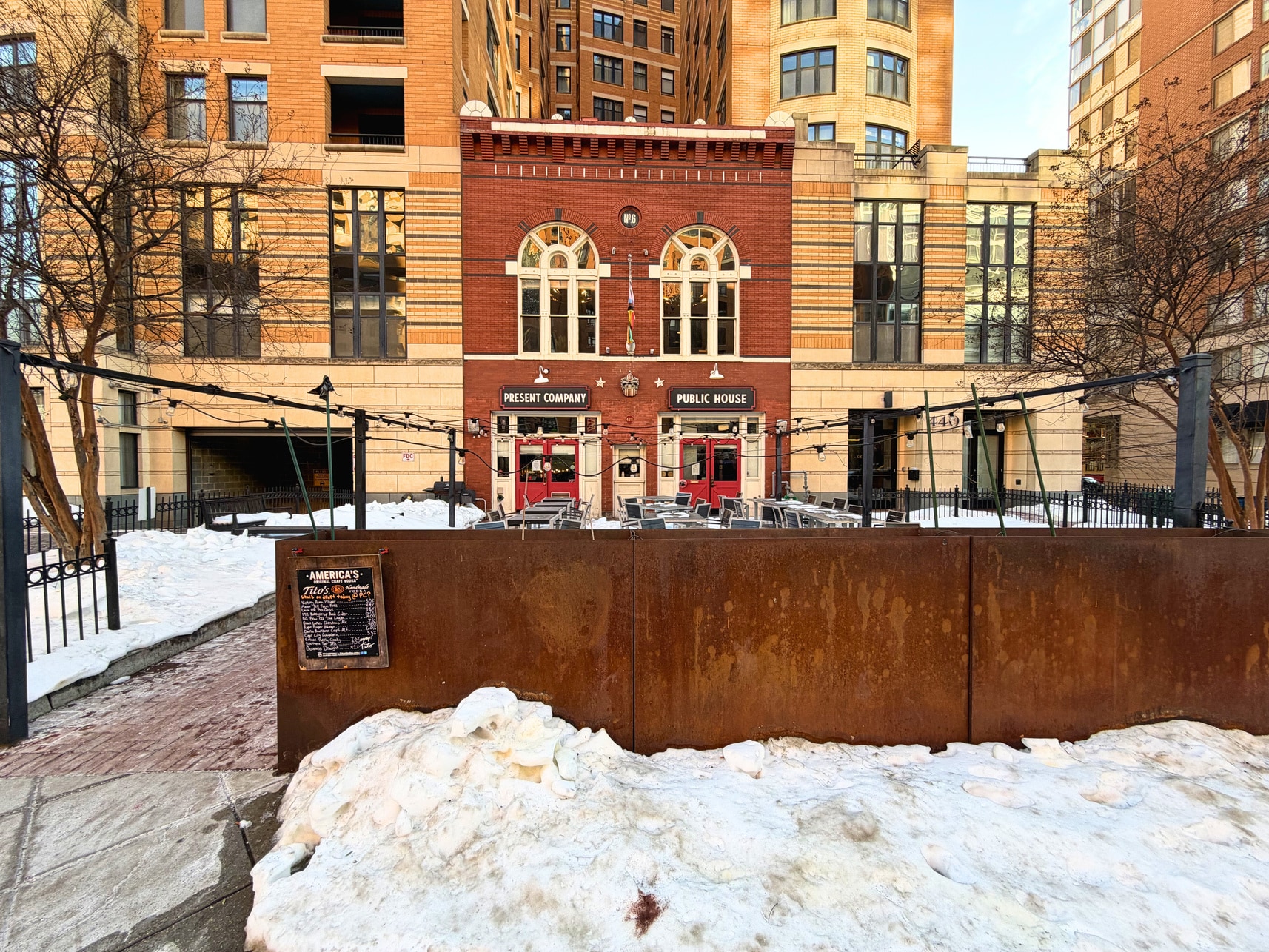 438 Massachusetts Ave NW, Washington, DC à vendre Photo principale– Image 1 sur 5