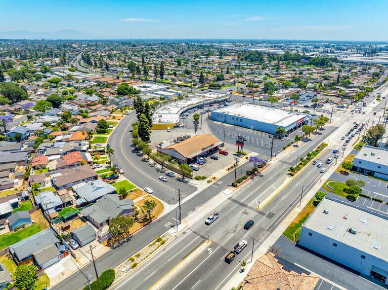 13920 Valley View Ave, La Mirada, CA à vendre - Photo de l’immeuble – Image 2 sur 3