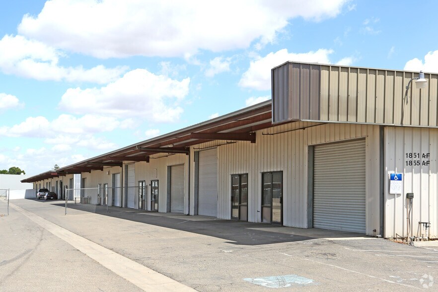 1851 Grogan Ave, Merced, CA à louer - Photo de l’immeuble – Image 2 sur 5