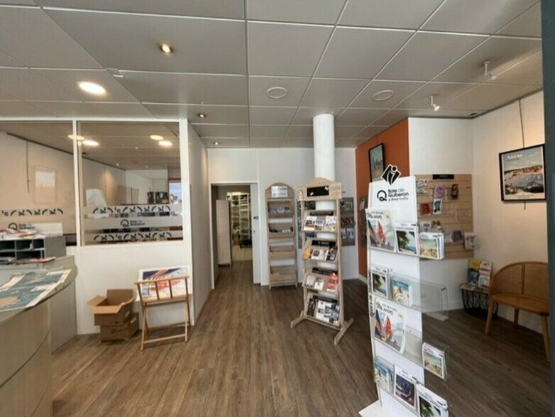 Local commercial dans Auray à louer - Photo intérieure – Image 2 sur 4