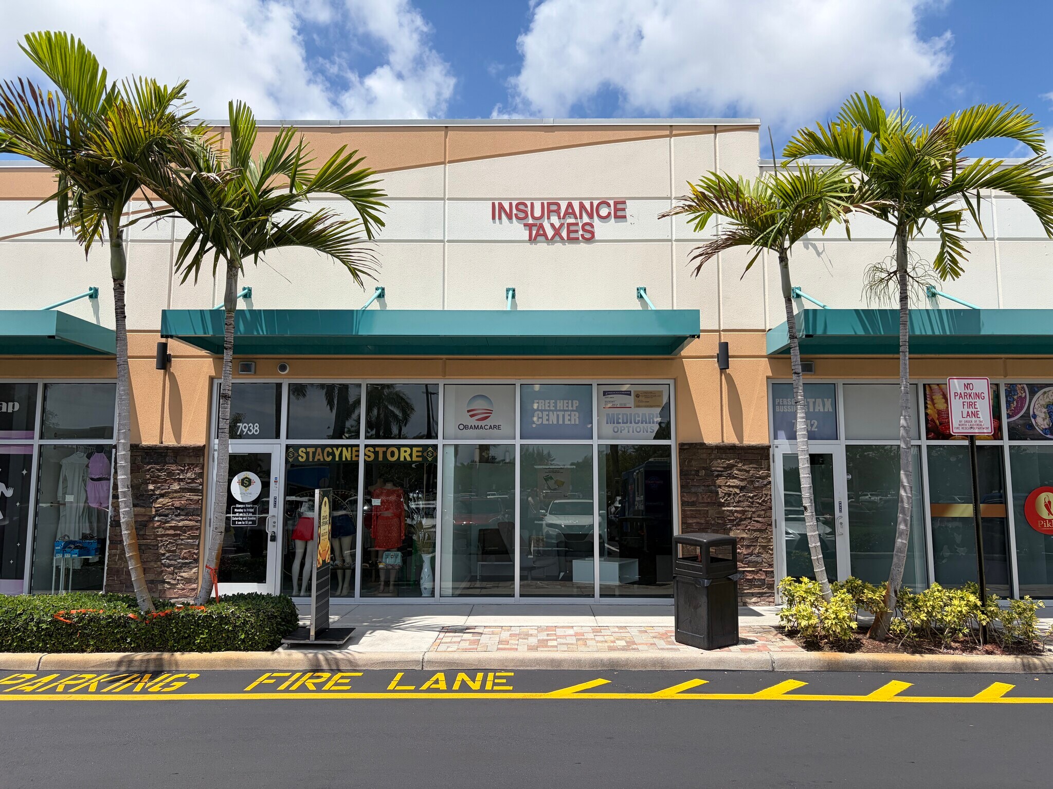 7910 W McNab Rd, North Lauderdale, FL à louer Photo de l’immeuble– Image 1 sur 7