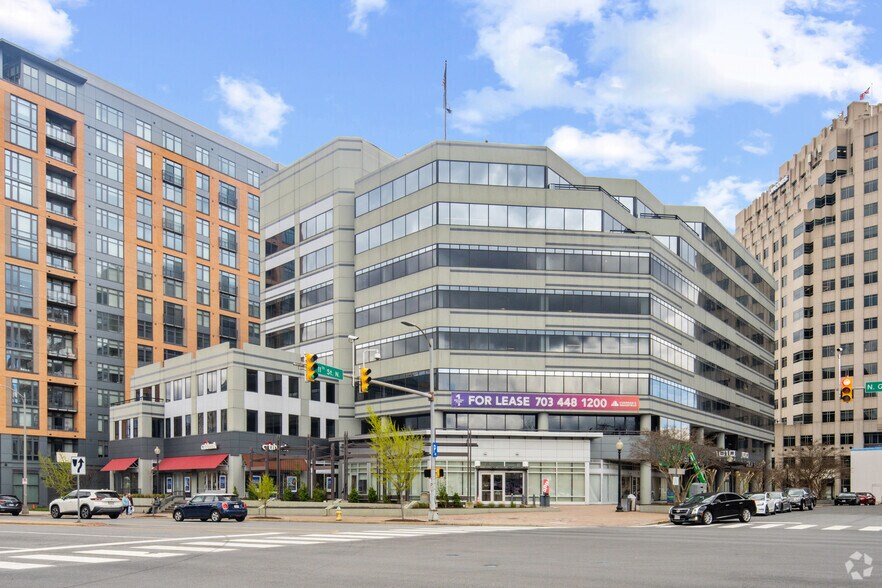 1010 N Glebe Rd, Arlington, VA à louer - Photo principale – Image 1 sur 23