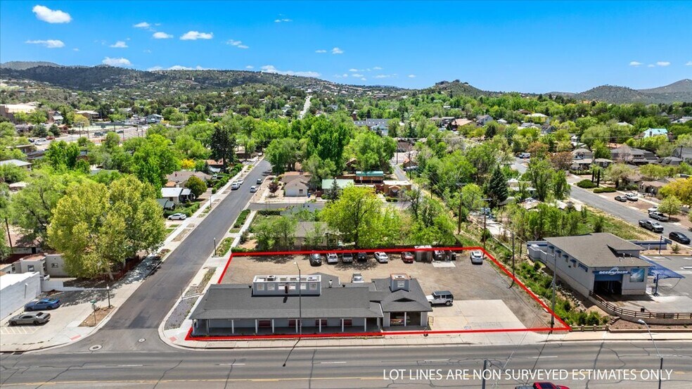 699 E Sheldon St, Prescott, AZ à vendre - Photo de l’immeuble – Image 2 sur 7