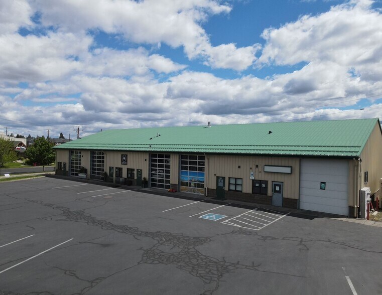 1177 SE 9th St, Bend, OR à vendre - Photo de l’immeuble – Image 1 sur 13