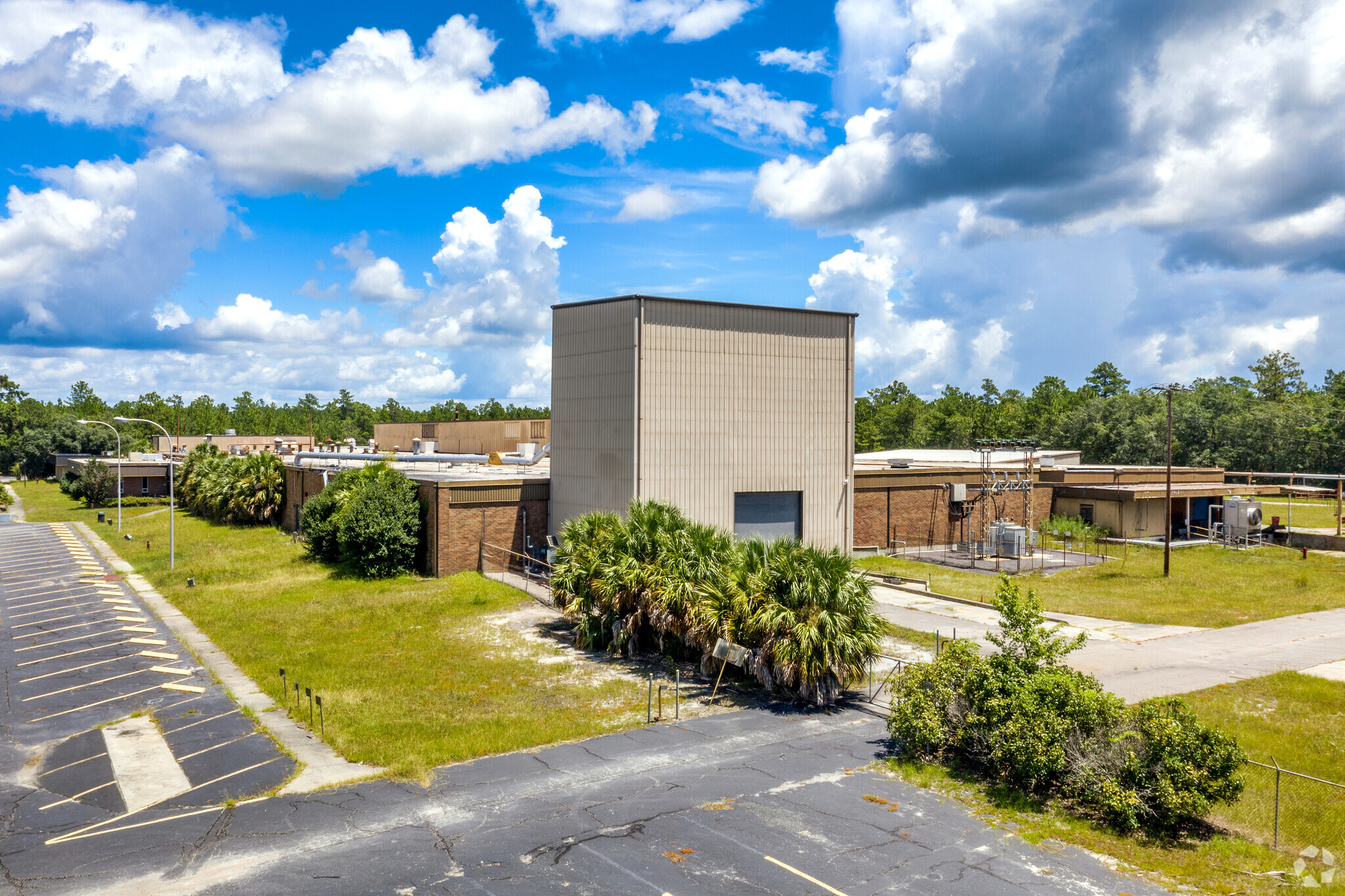 938 Thunderbolt Rd, Walterboro, SC à louer Photo de l’immeuble– Image 1 sur 12