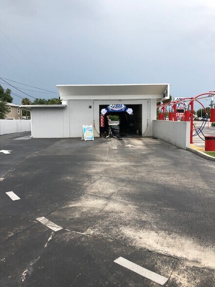 950 N Harbor City Blvd, Melbourne, FL à vendre - Photo de l’immeuble – Image 3 sur 12