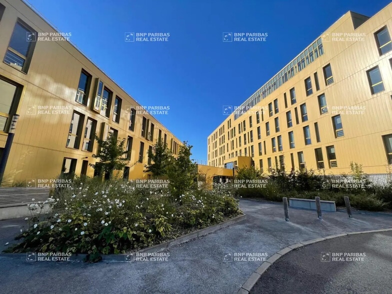 78 Rue Nicolas Appert, Lezennes à louer - Photo de l’immeuble – Image 1 sur 19