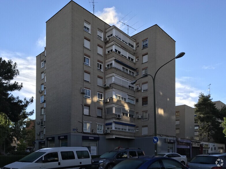 Calle Simón Hernández, 48, Móstoles, Madrid à louer - Photo de l’immeuble – Image 2 sur 2