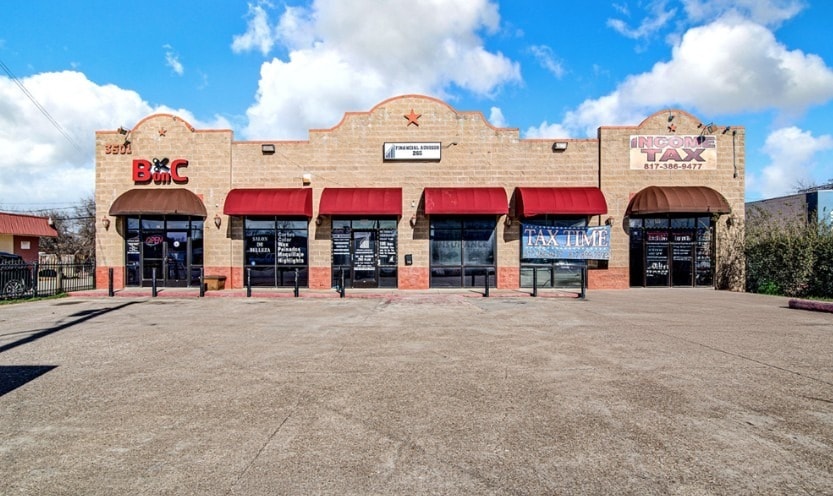 3501 E Berry St, Fort Worth, TX à louer Photo de l’immeuble– Image 1 sur 10