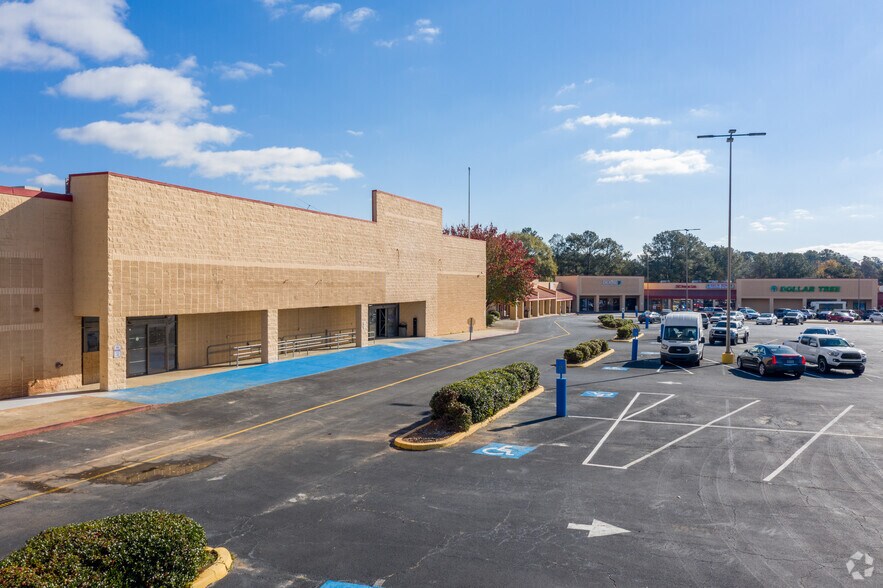 4060-4086 Covington Hwy, Decatur, GA à louer - Photo de l’immeuble – Image 2 sur 4