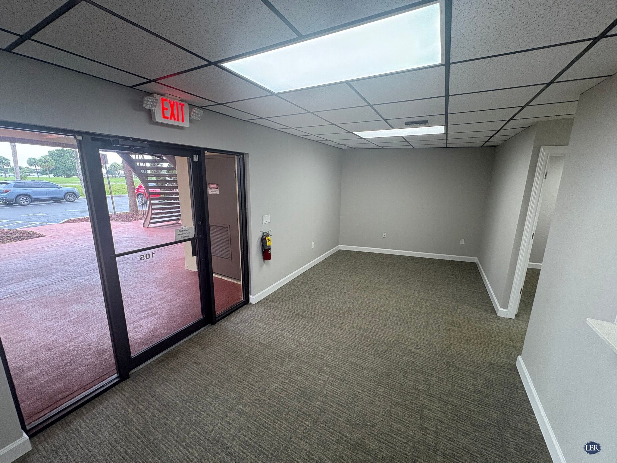 551 S Apollo Blvd, Melbourne, FL à louer Photo intérieure– Image 1 sur 5