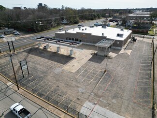 Plus de détails pour 900 W Bow St, Tyler, TX - Local commercial à vendre