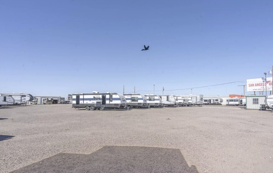 5904 W Highway 80, Midland, TX à vendre - Photo de l’immeuble – Image 2 sur 9