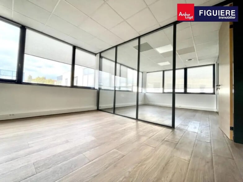 1 Rue Mahatma Gandhi, Aix-en-Provence à louer - Photo de l’immeuble – Image 2 sur 15