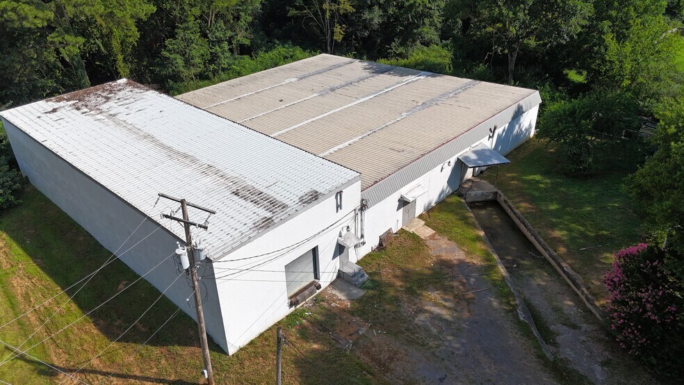 360 Carbondale Rd SW, Dalton, GA à louer - Photo de l’immeuble – Image 2 sur 25