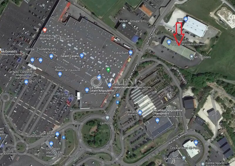 Local commercial dans Champniers à louer - Photo de l’immeuble – Image 3 sur 3