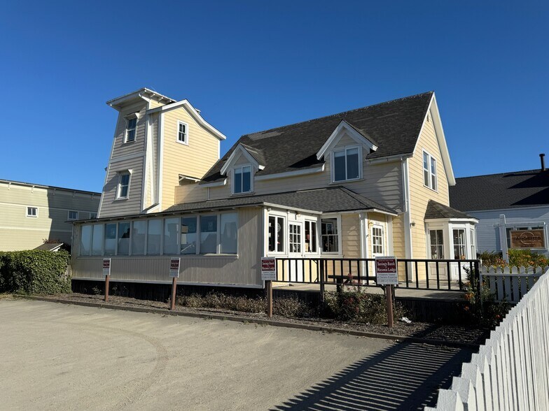 10540 Lansing St, Mendocino, CA à vendre - Photo de l’immeuble – Image 3 sur 39