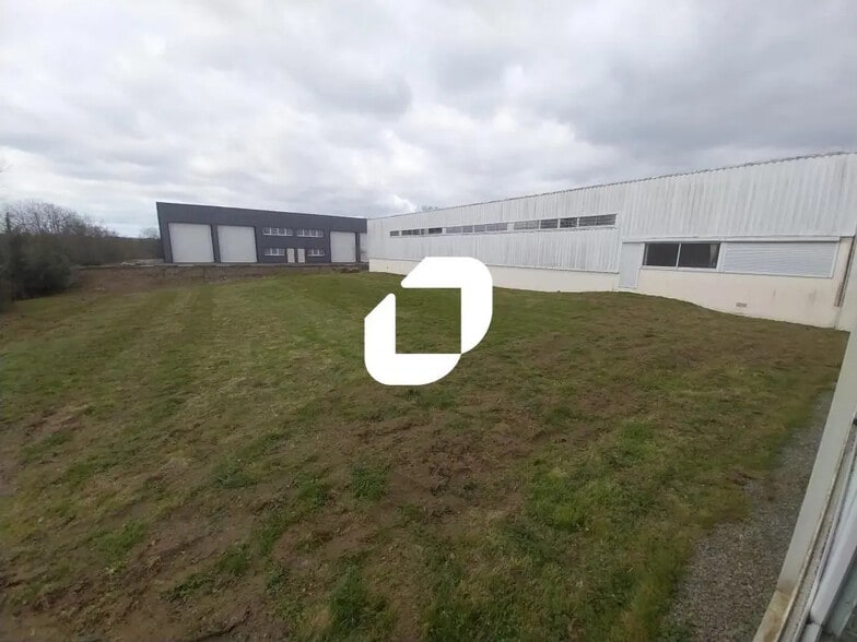 Bureau dans La Chapelle-sur-Erdre à louer - Photo de l’immeuble – Image 1 sur 14