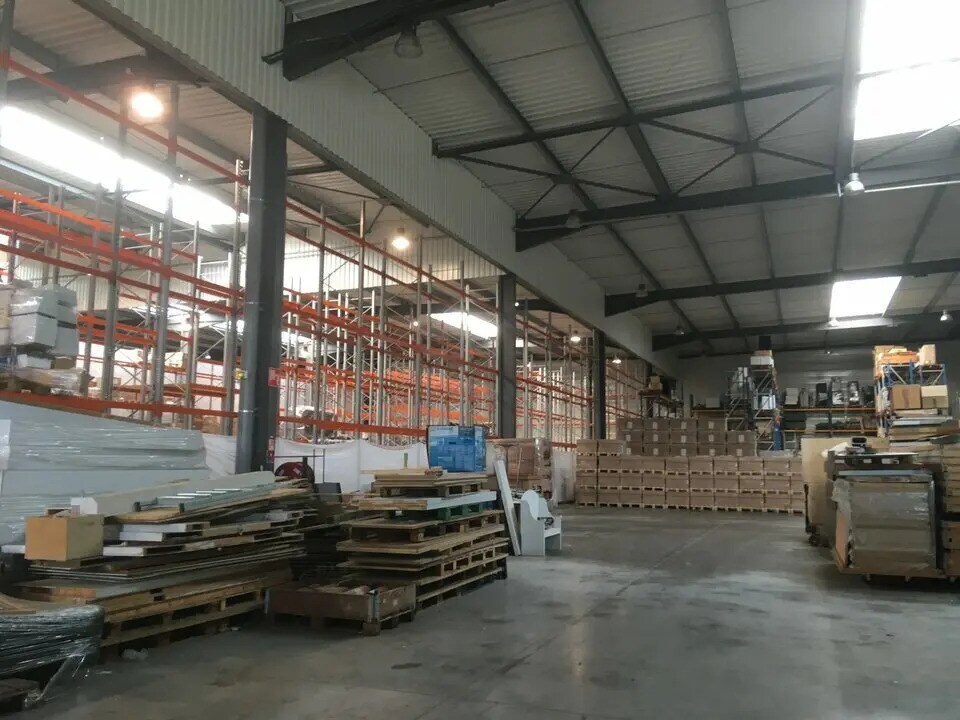 Industriel/Logistique dans Blanquefort à louer Photo intérieure– Image 1 sur 8