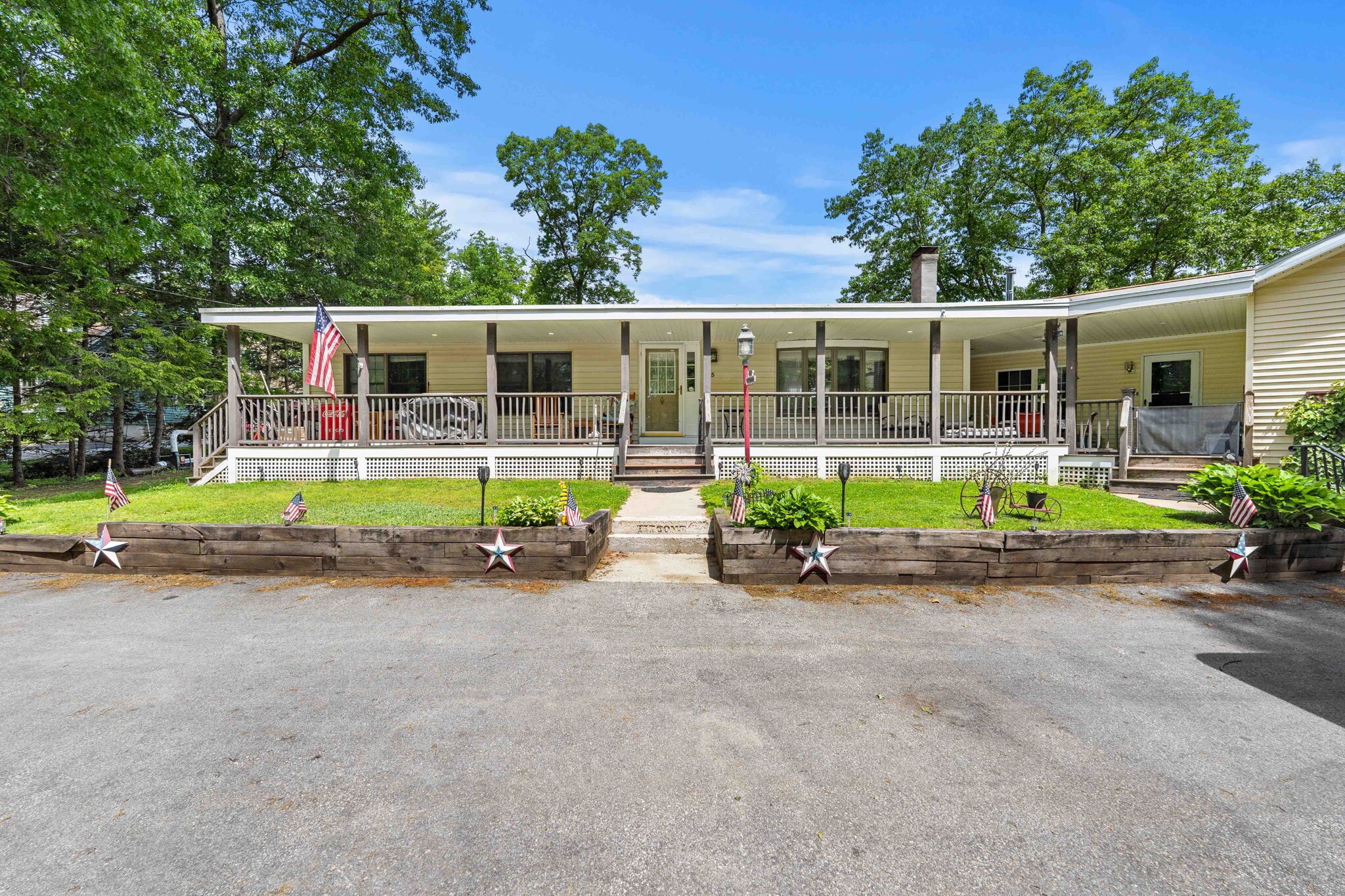 25 Beacon St, Amesbury, MA à vendre Photo principale– Image 1 sur 59