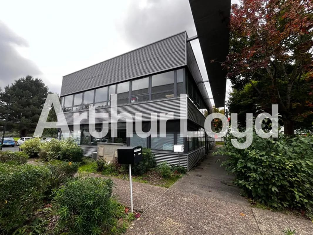 Bureau dans Hérouville-Saint-Clair à vendre Photo de l’immeuble– Image 1 sur 5