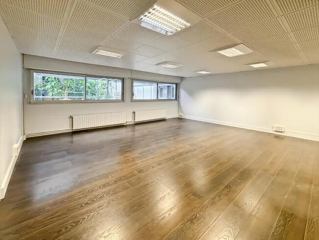 Plus de détails pour Rue De Vaugirard, Paris - Bureau à louer