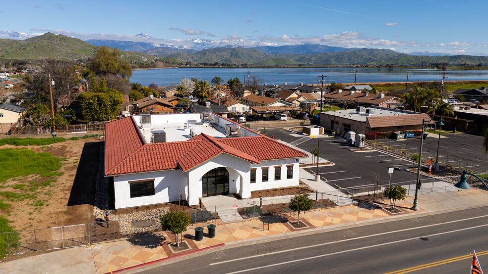 132 Valencia St, Woodlake, CA à vendre - Photo de l’immeuble – Image 3 sur 6