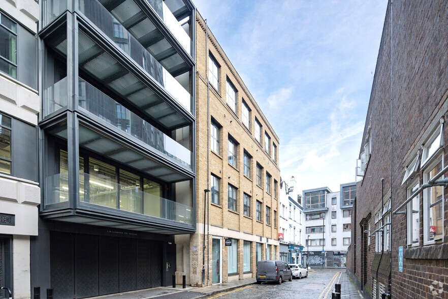 7-8 Manningtree St, Londres à vendre - Photo principale – Image 1 sur 7