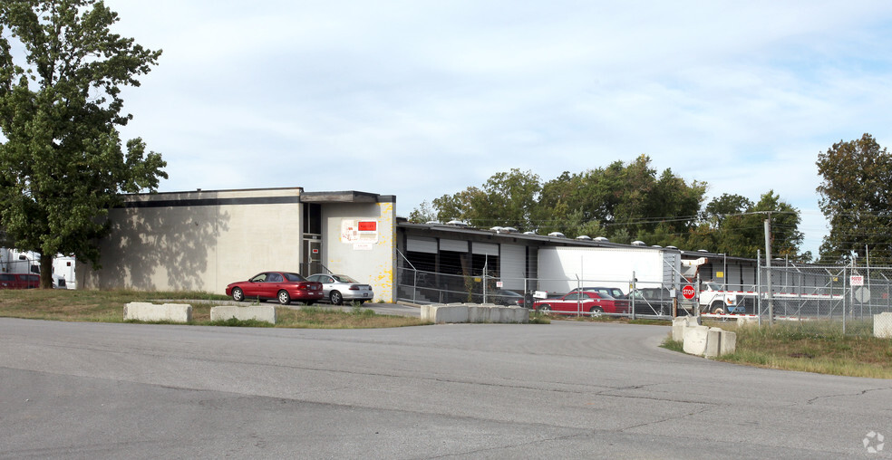 1850 Production Dr, Indianapolis, IN à louer - Photo principale – Image 1 sur 7
