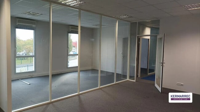 Plus de détails pour Bureau à louer