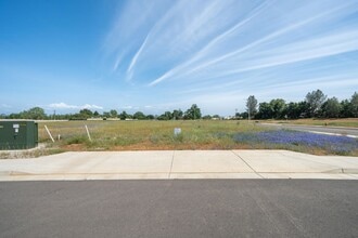3831 Aviation Dr, Redding, CA - Vue aérienne  vue de carte - Image1