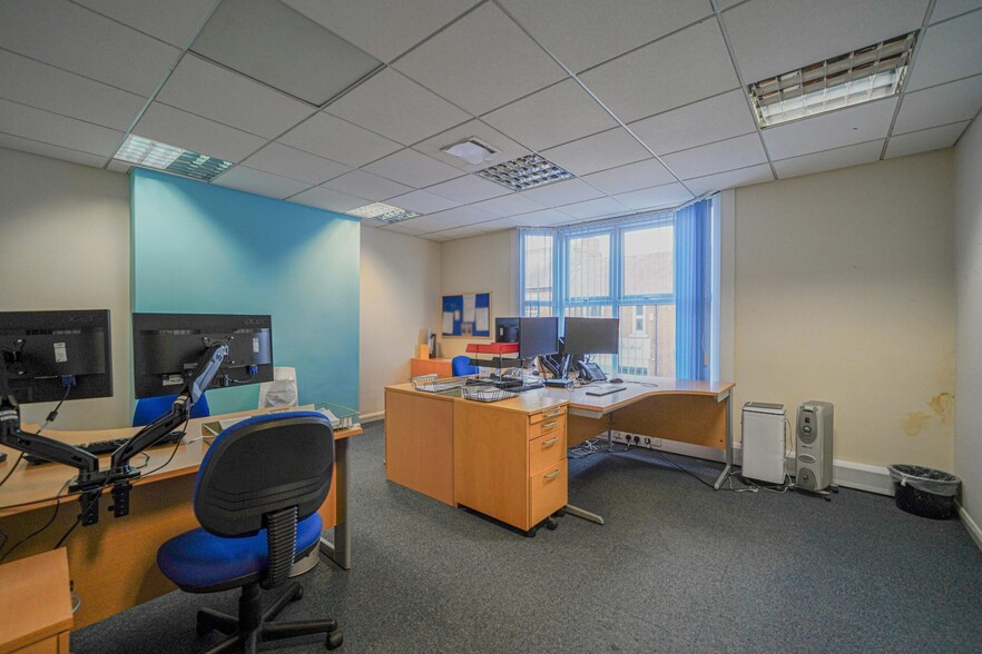 336 Stratford Rd, Solihull à vendre - Photo de l’immeuble – Image 2 sur 4
