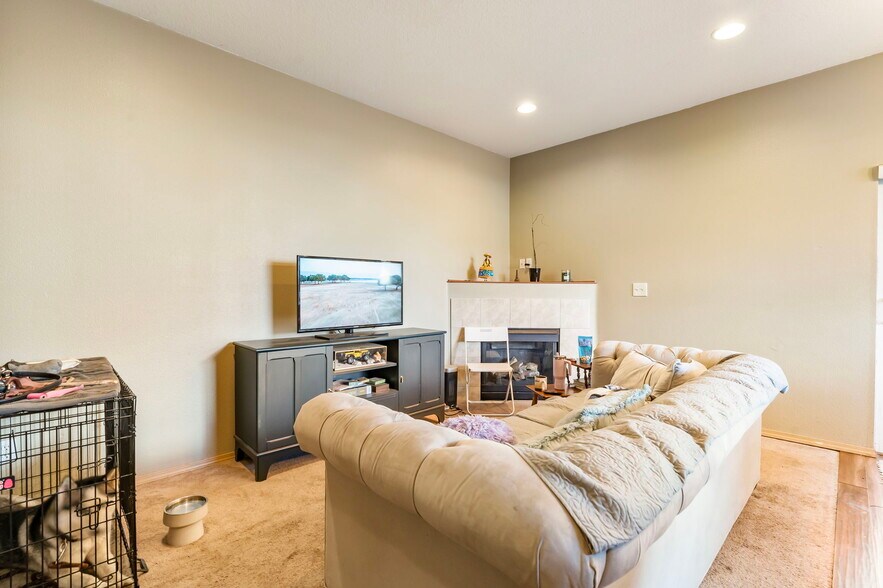 2833 NE Stapleton Rd, Vancouver, WA à vendre - Photo intérieure – Image 2 sur 25